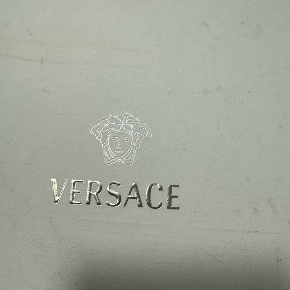 Versace heels like new with box black/rhinestones - Picture 11 of 13
